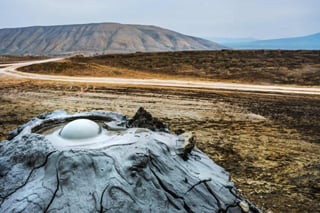 Volcán Garasu en Azerbaiyán