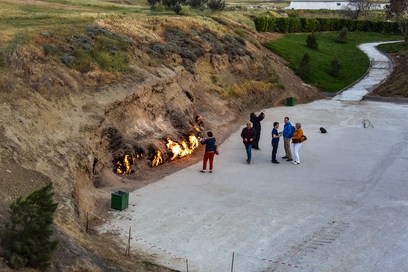 Yanar Dag